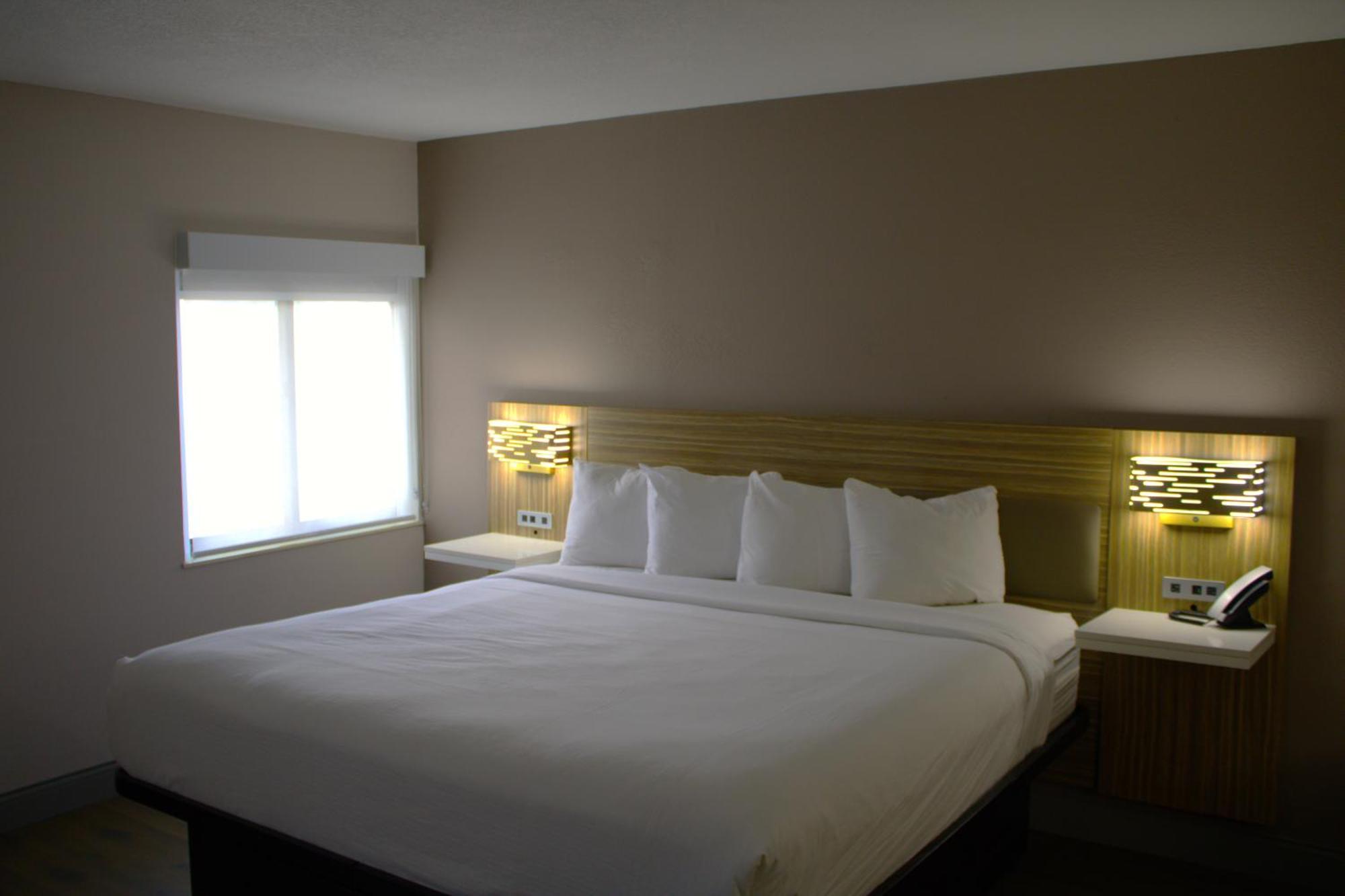 Baymont Inn & Suites By Wyndham San Marcos Exterior foto